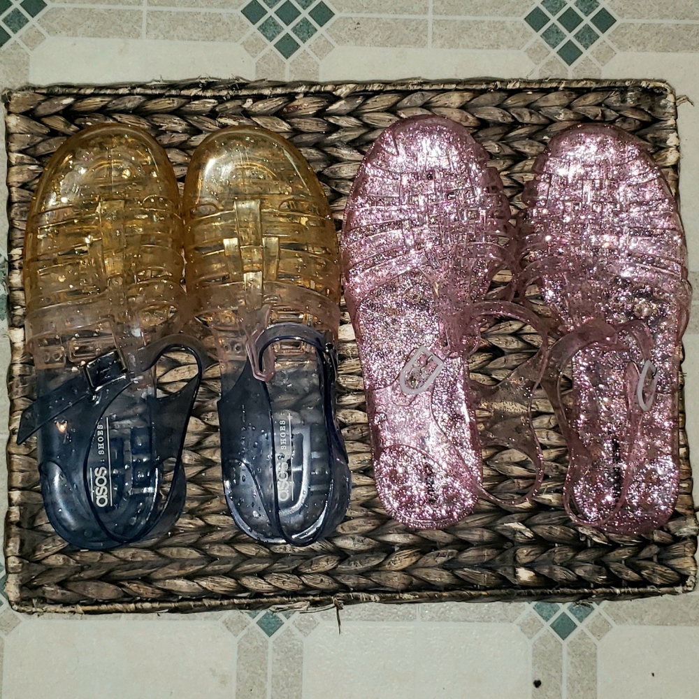 Two For One Jelly Sandals!